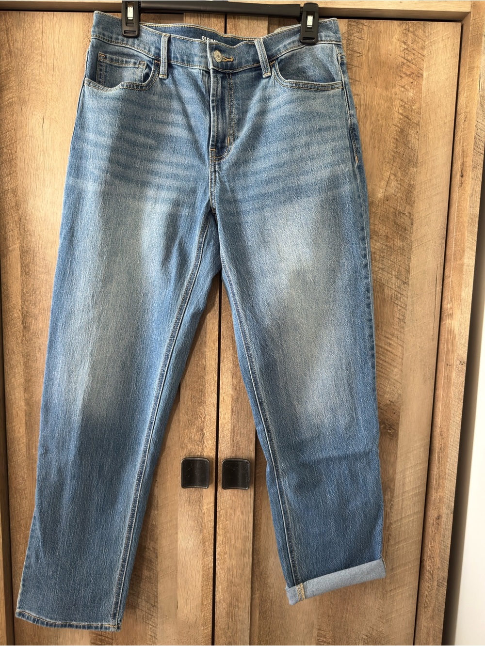 Old Navy Mid-Rise Wow Boyfriend Straight Jeans